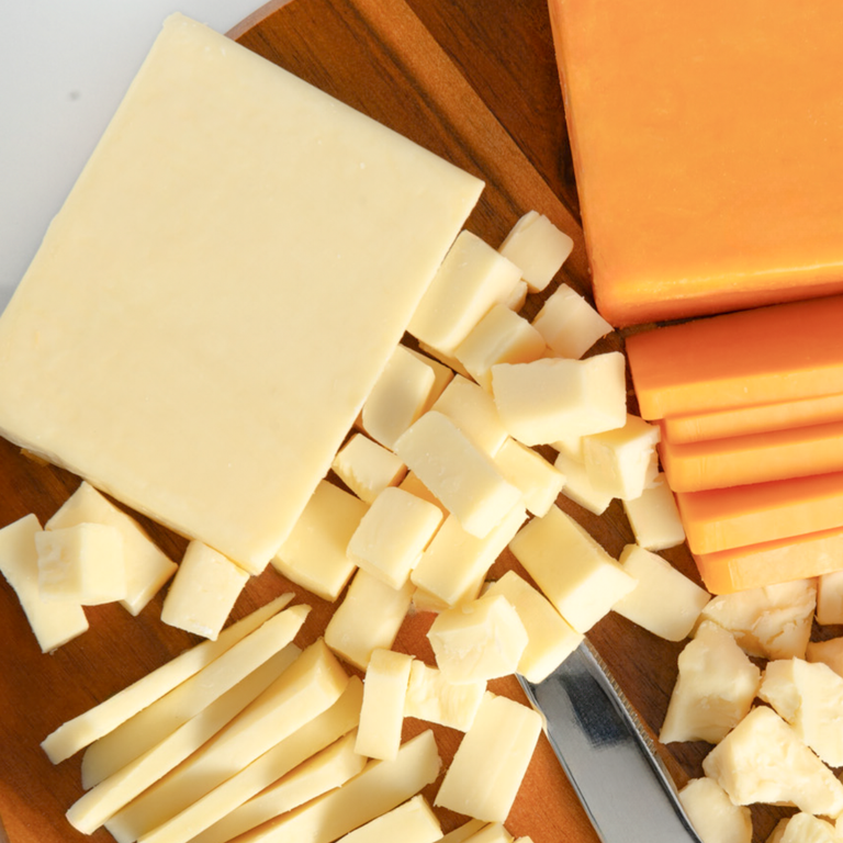 6 oz. 1-Year Aged Cheddar – Maytag Dairy Farms, LLC