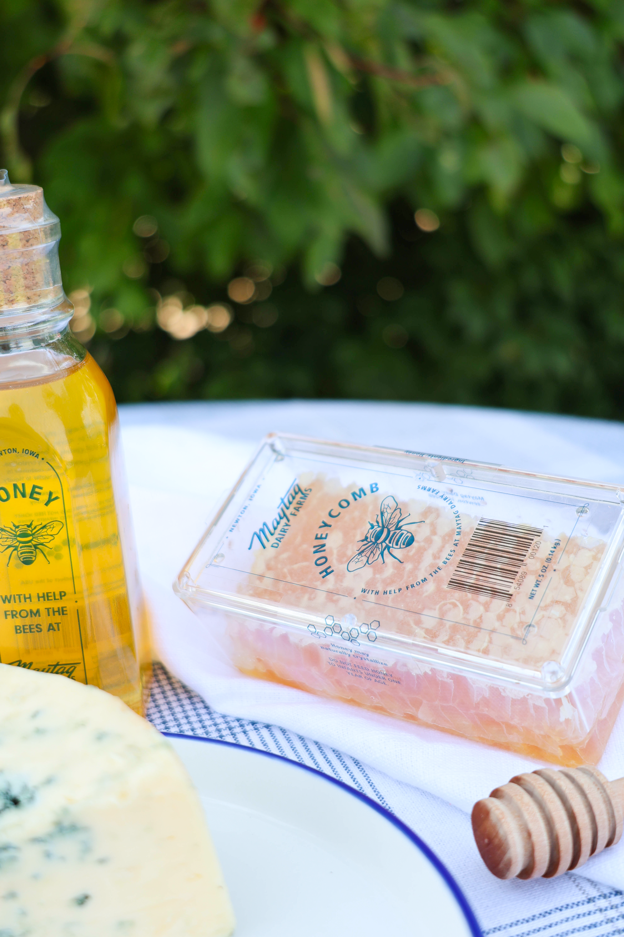 4 oz. Maytag Farms Honey &amp; 5 oz. Maytag Farms Honeycomb